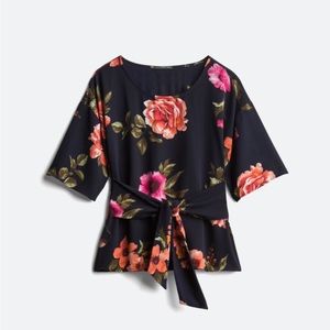 WEST KEI
Julianne Tie Front Blouse